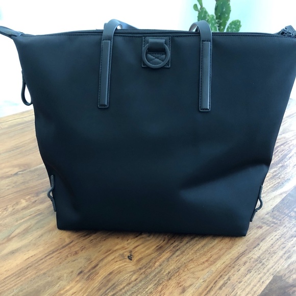 caraa studio tote